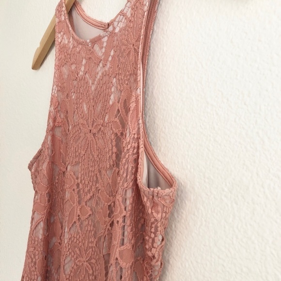 Express Light Pink Lace Dress - Picture 4 of 6